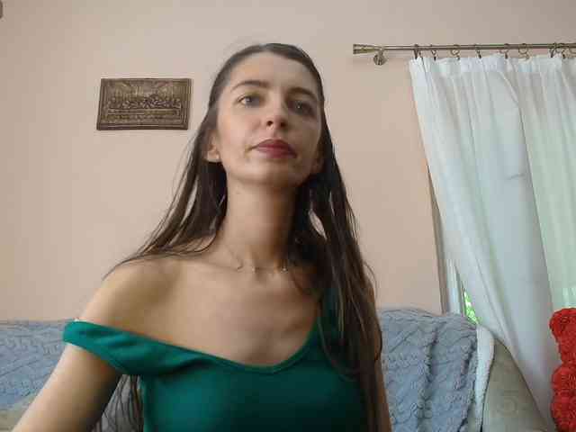 ella-myst webcam