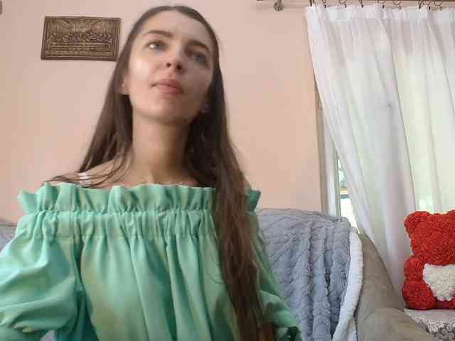 ella-myst webcam