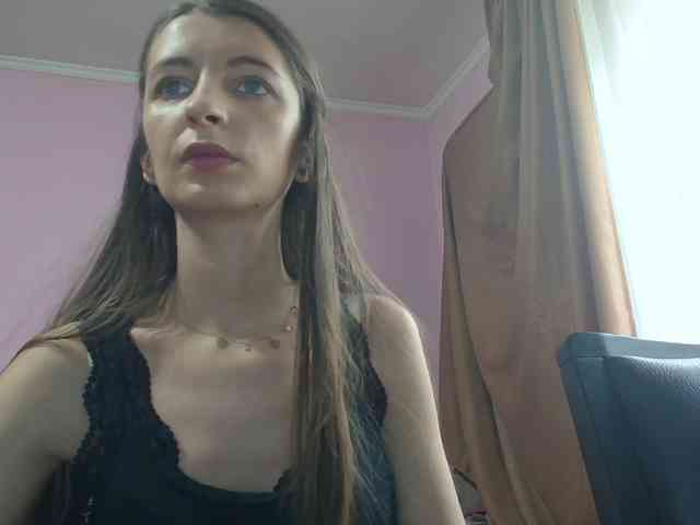 ella-myst webcam