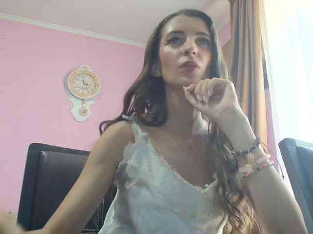ella-myst webcam