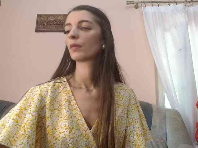 ella-myst webcam