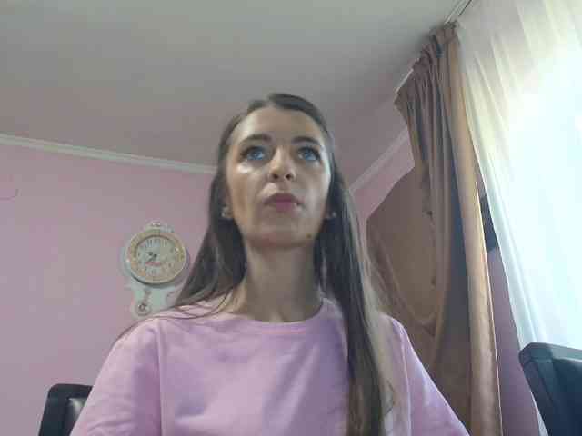 ella-myst webcam