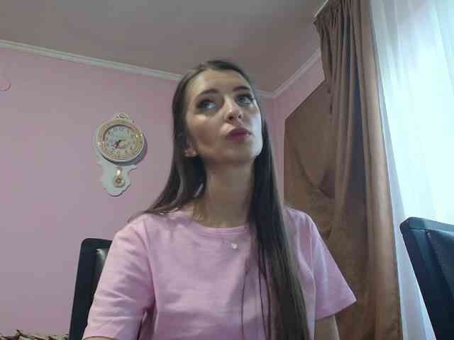 ella-myst webcam