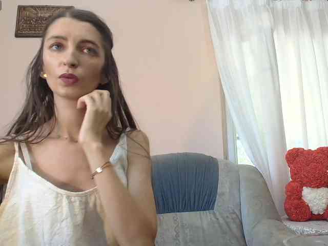 ella-myst webcam