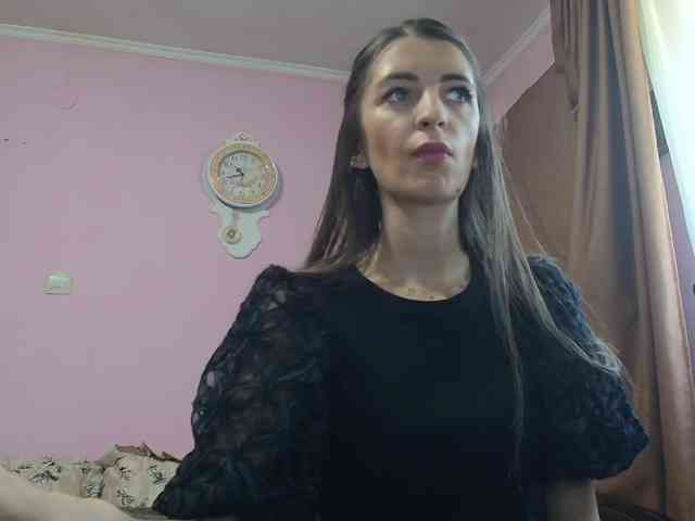 ella-myst webcam