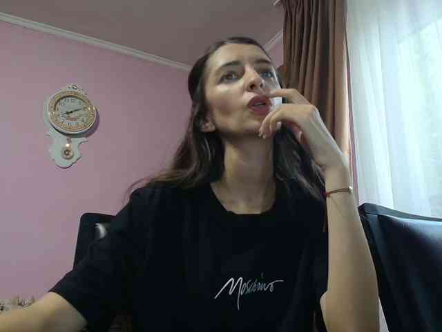ella-myst webcam