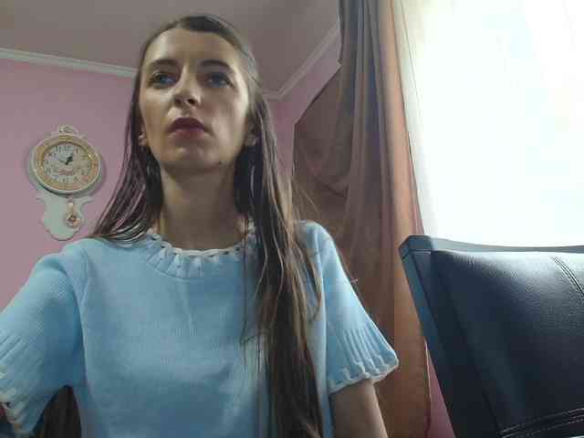 ella-myst webcam