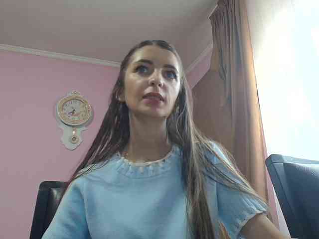 ella-myst webcam