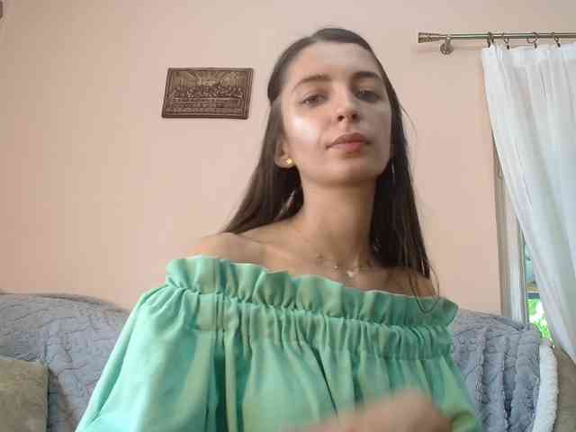 ella-myst webcam