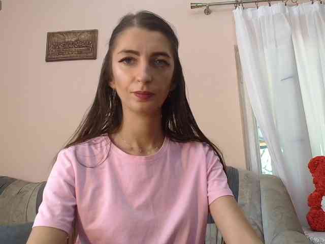 ella-myst webcam