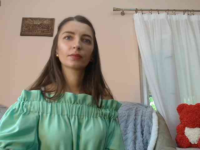 ella-myst webcam