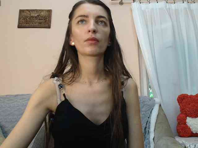 ella-myst webcam