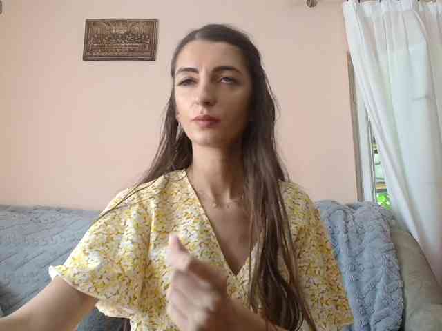 ella-myst webcam