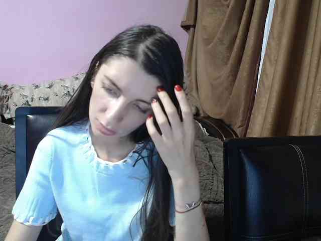 ella-myst webcam
