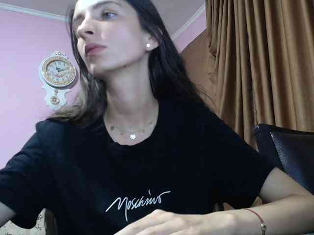 ella-myst webcam