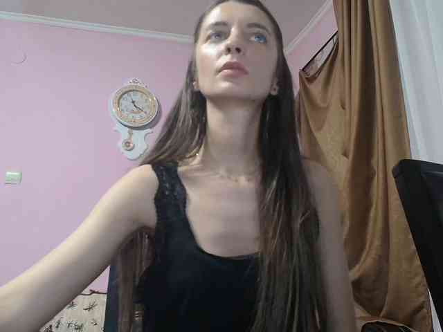 ella-myst webcam