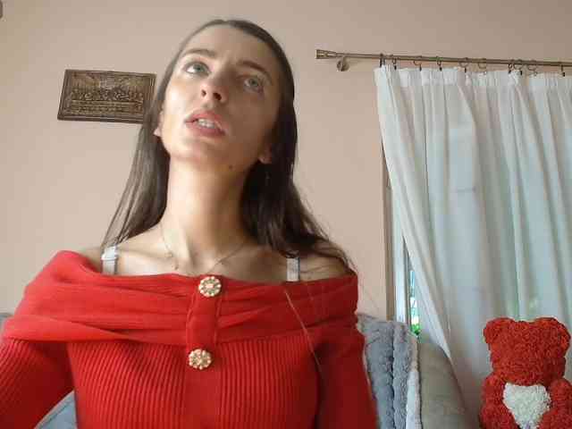 ella-myst webcam