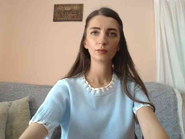 ella-myst webcam