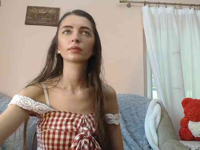 ella-myst webcam