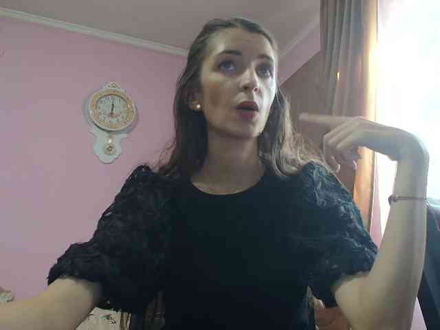 ella-myst webcam