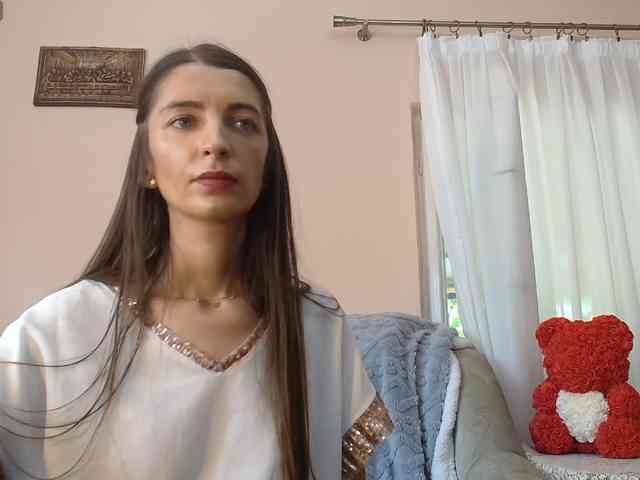 ella-myst webcam
