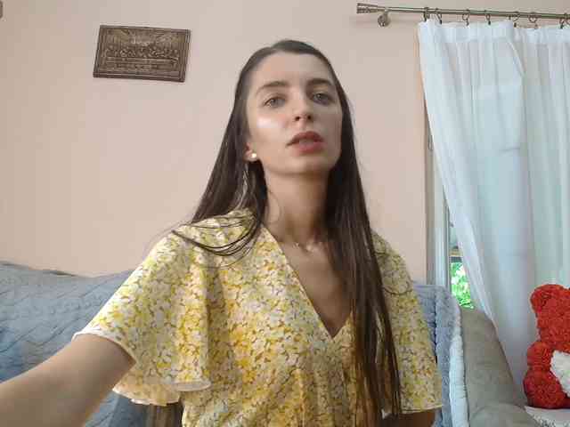 Modelo: ella-myst