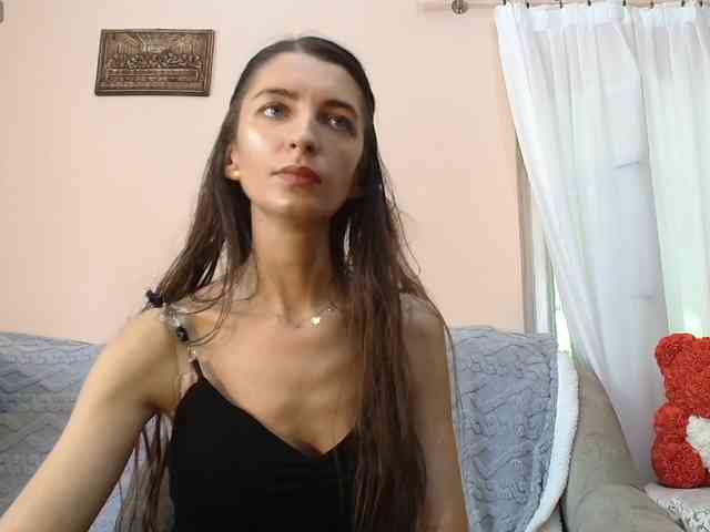 ella-myst webcam