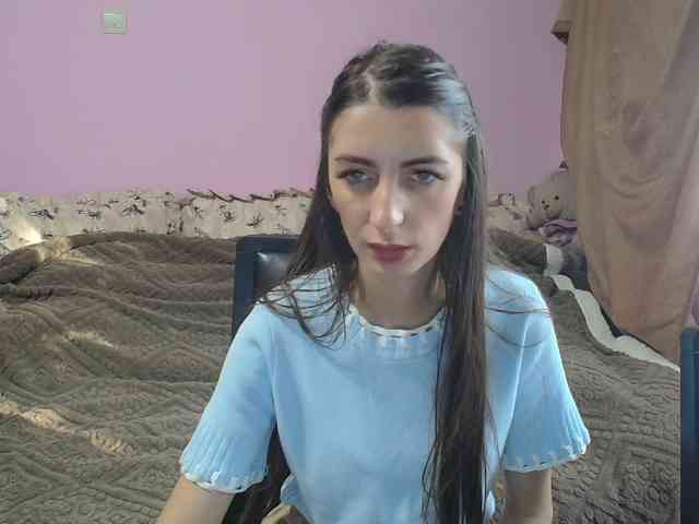 ella-myst webcam