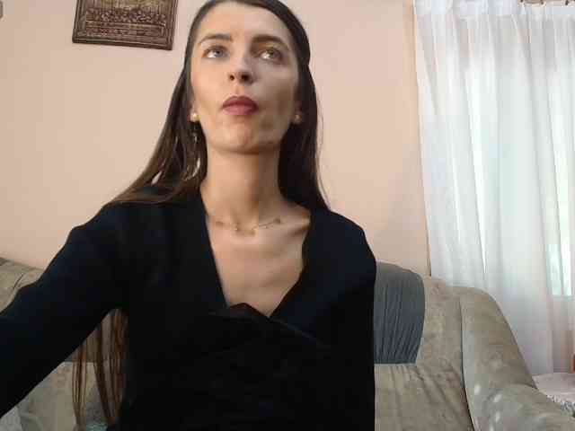 ella-myst webcam