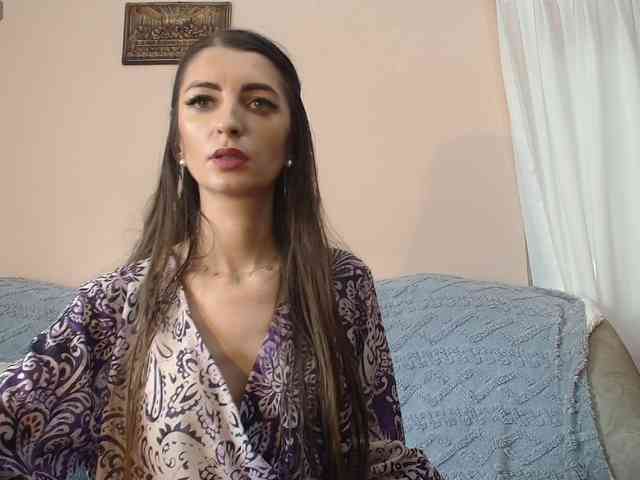 ella-myst webcam