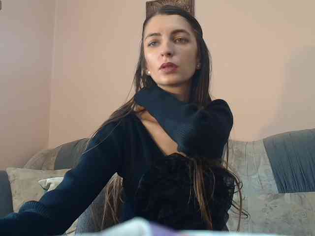 ella-myst webcam