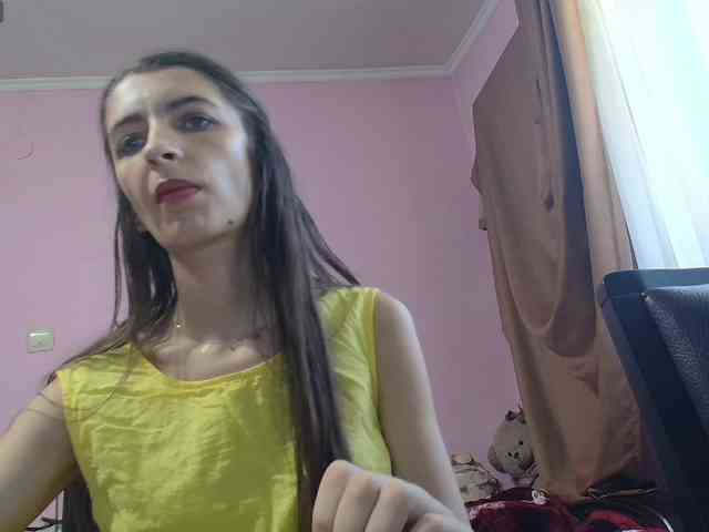 ella-myst webcam