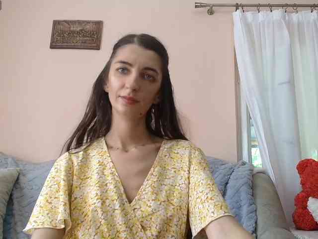 ella-myst webcam
