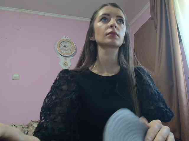 ella-myst webcam