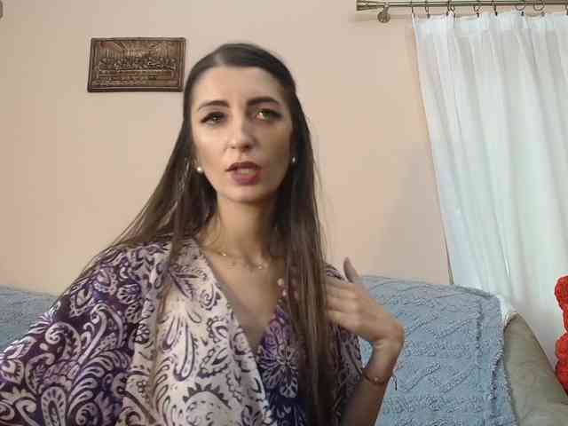 ella-myst webcam