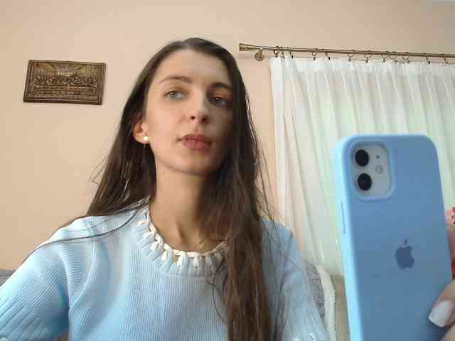 ella-myst webcam