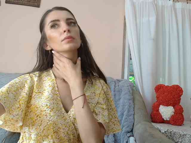 ella-myst webcam