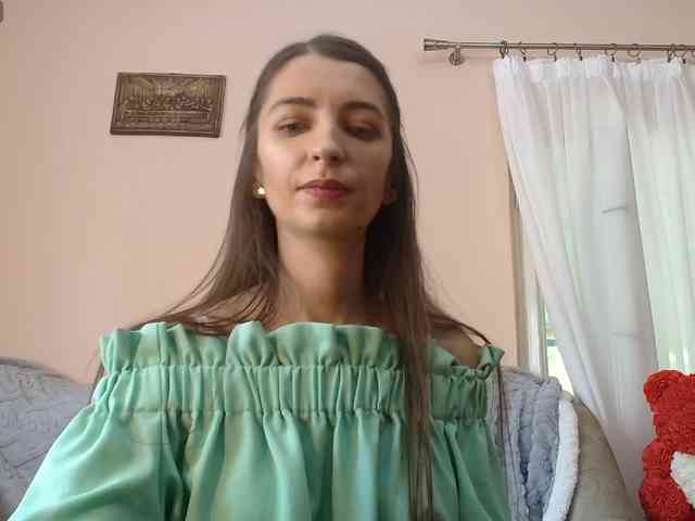 ella-myst webcam
