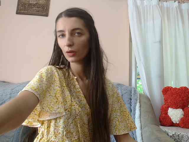 ella-myst webcam