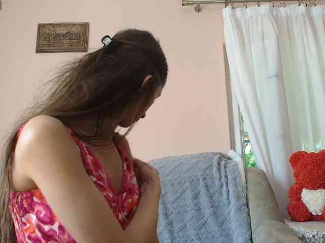 ella-myst webcam