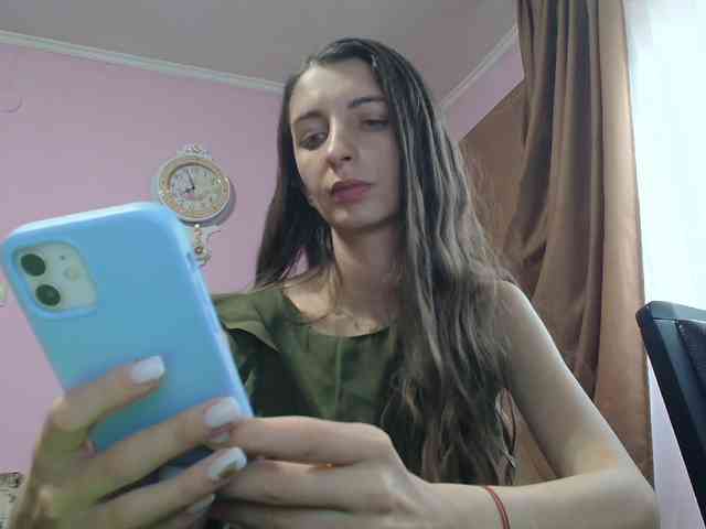 ella-myst webcam