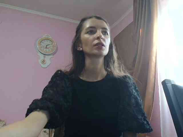 ella-myst webcam