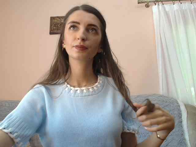 ella-myst webcam