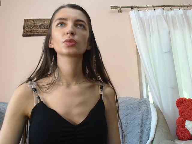 ella-myst webcam