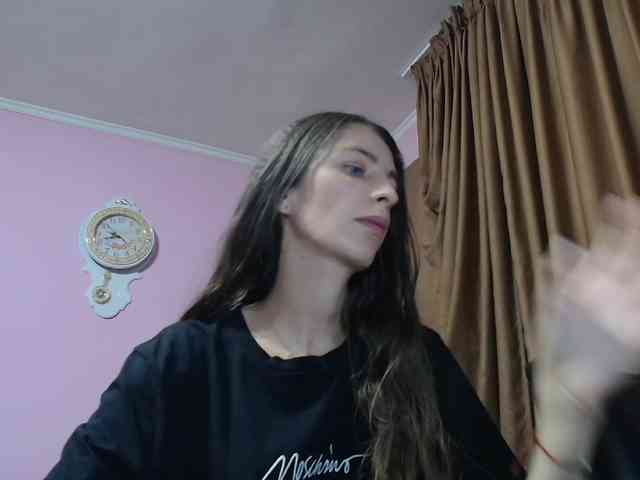 ella-myst webcam