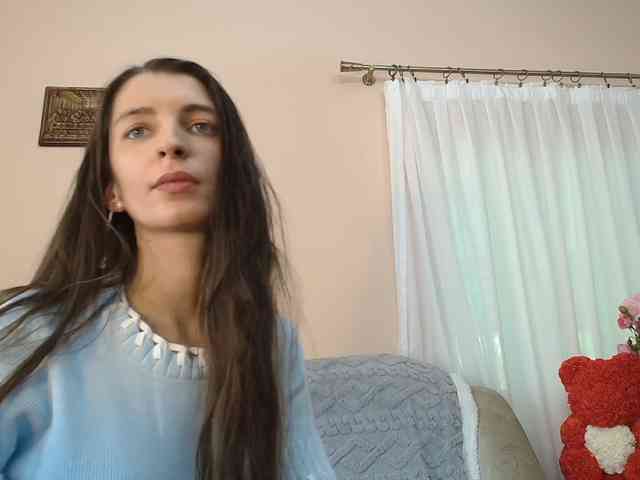ella-myst webcam