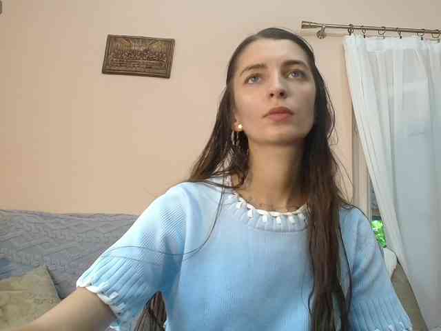 ella-myst webcam