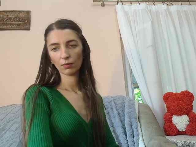 ella-myst webcam