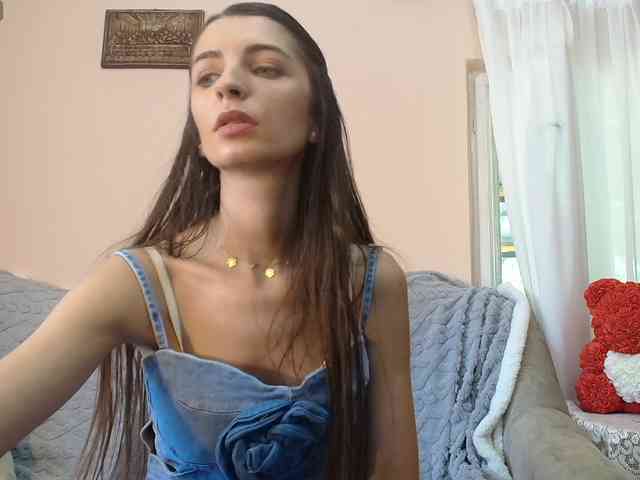 ella-myst webcam