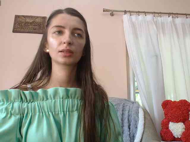 ella-myst webcam
